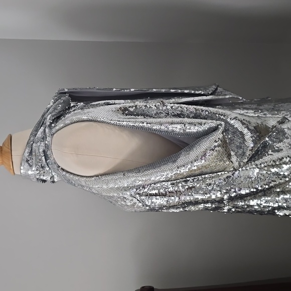 Silver sequin blouse - Picture 3 of 4